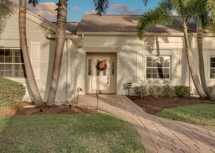 Amazing Waterfront House With Pool In Indian Rocks Beach!
