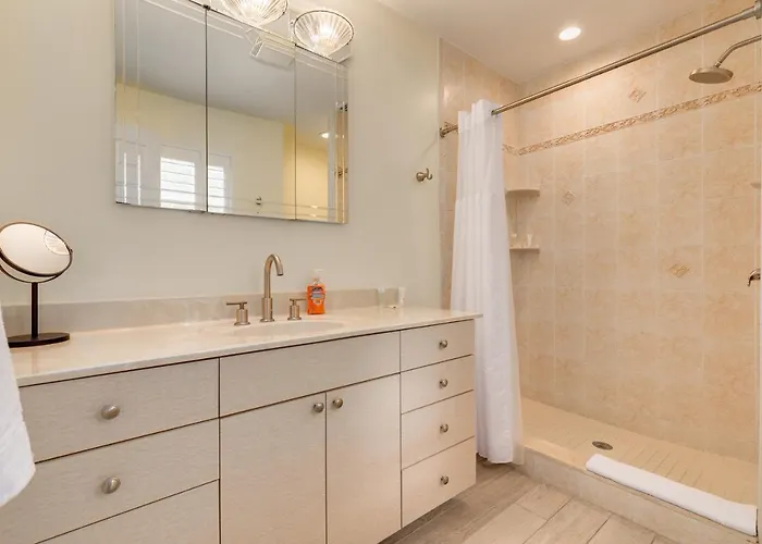 Amazing Waterfront House With Pool In Indian Rocks Beach! Holiday home Clearwater Beach