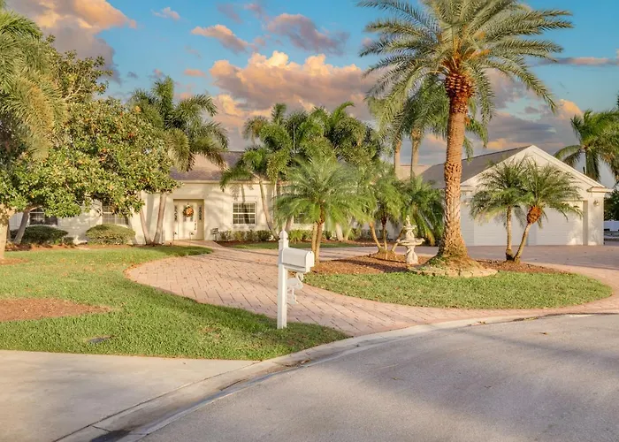 Amazing Waterfront House With Pool In Indian Rocks Beach! Holiday home *